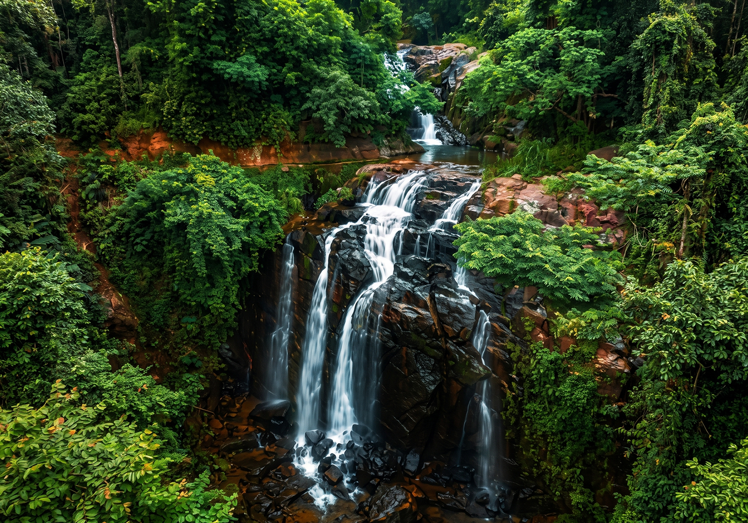 Hotel Near Karumparai Falls | Highness Park