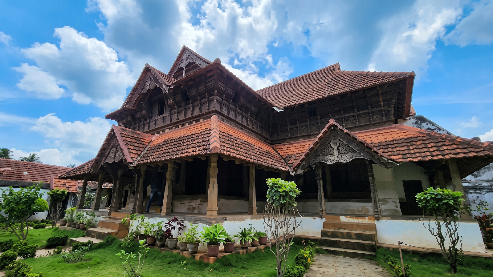 Hotels in Padmanabhapuram | Highness Park