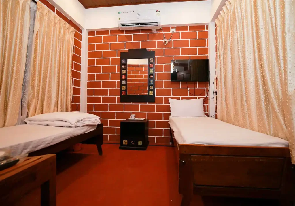 Stay Near Padmanabhapuram Palace | Highness Park
