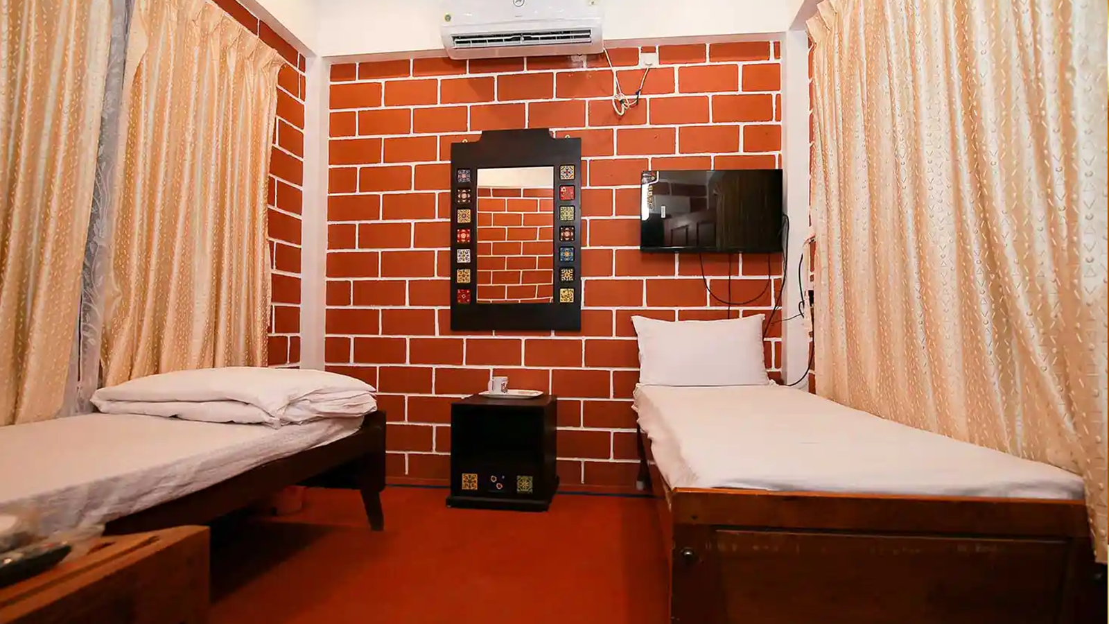 Stay Near Padmanabhapuram Palace | Highness Park